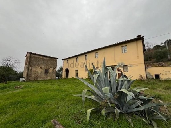 appartamento in vendita a Pescia