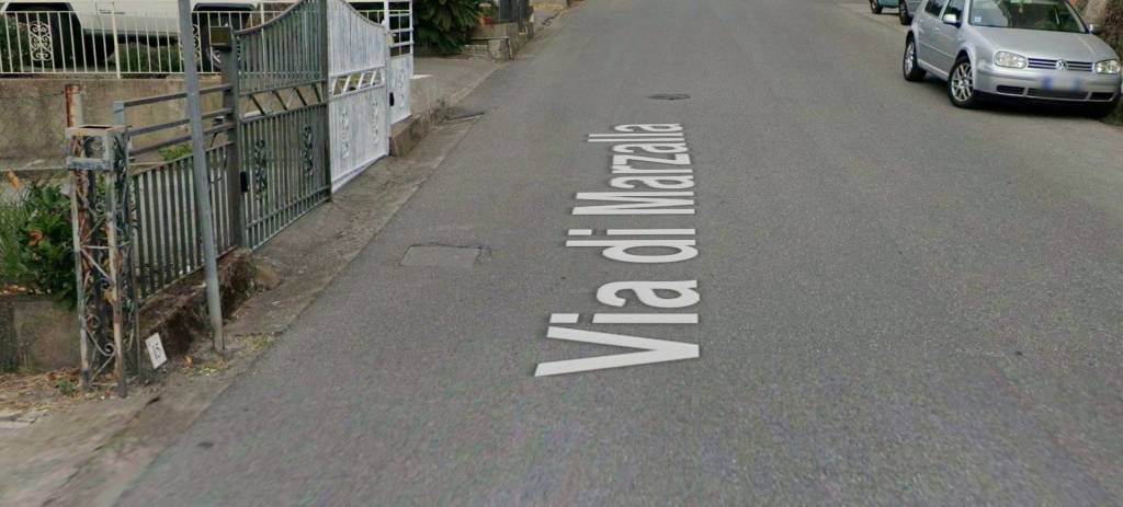 negozio in vendita a Pescia