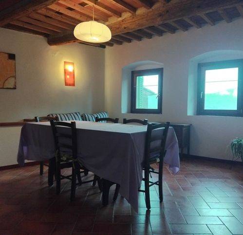 casa indipendente in vendita a Pescia in zona Vellano