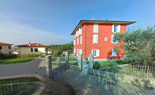 casa indipendente in vendita a Pescia