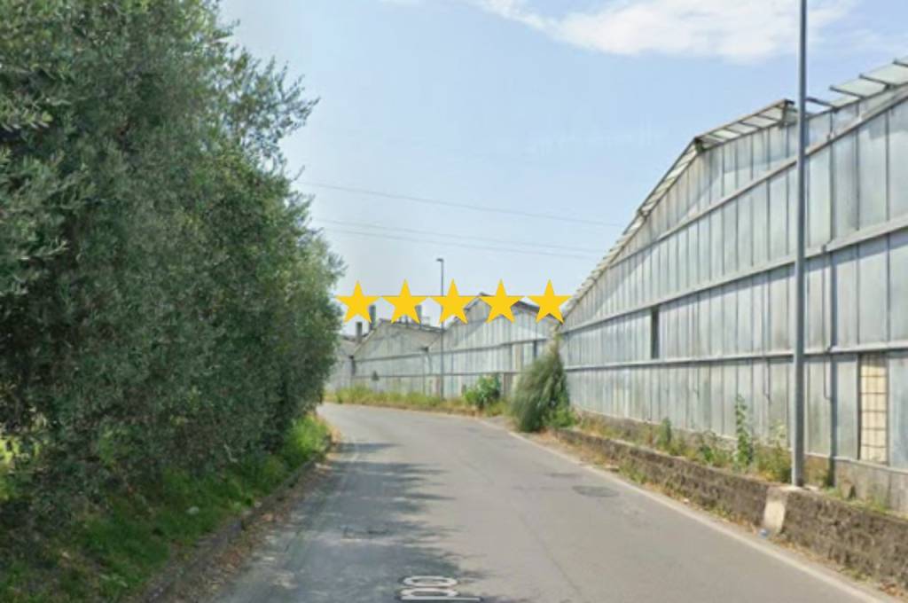 casa indipendente in vendita a Pescia