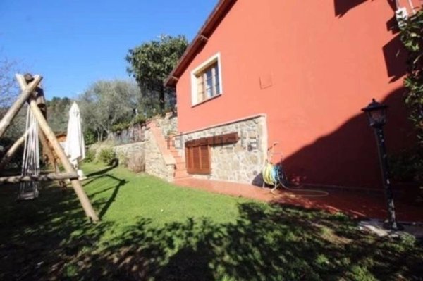 pentavano in vendita a Pescia