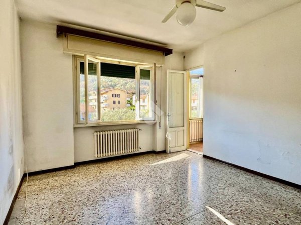 appartamento in vendita a Pescia in zona Collodi