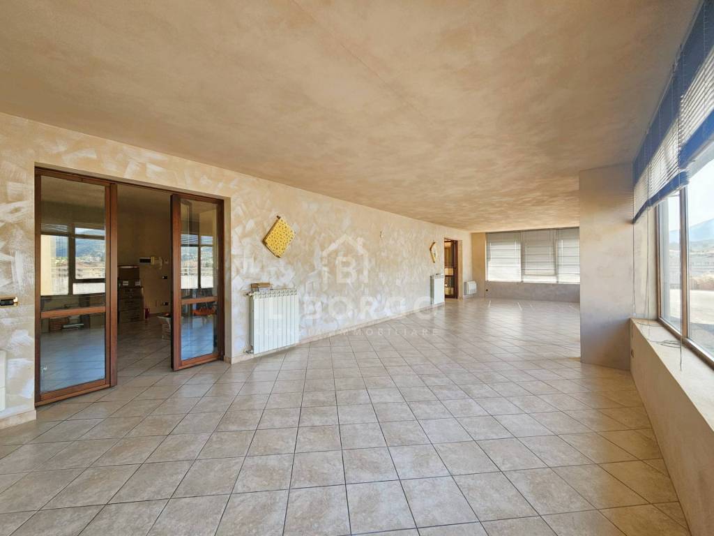 appartamento in vendita a Pescia