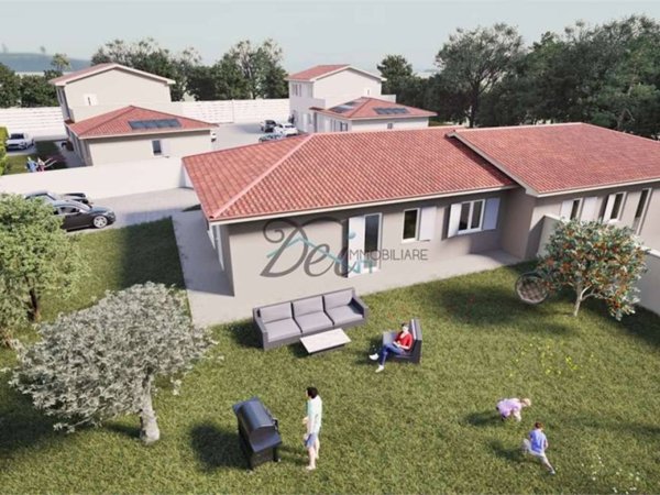 casa indipendente in vendita a Pescia in zona Collodi