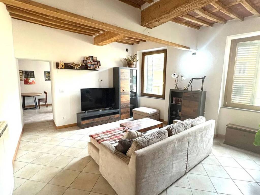 appartamento in vendita a Pescia