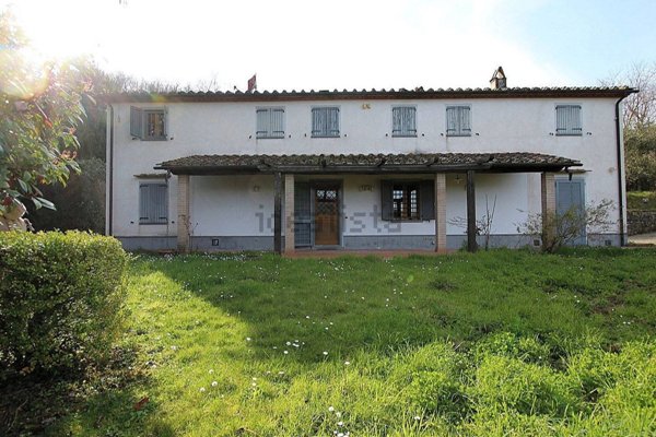 casale in vendita a Pescia