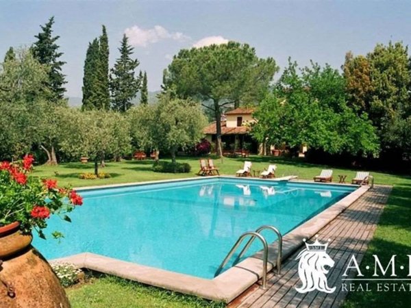 villa in vendita a Pescia