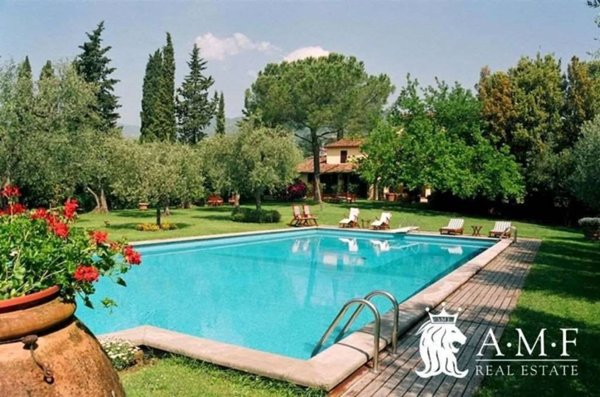 villa in vendita a Pescia