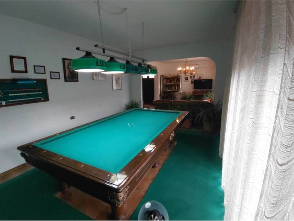 casa indipendente in vendita a Pescia