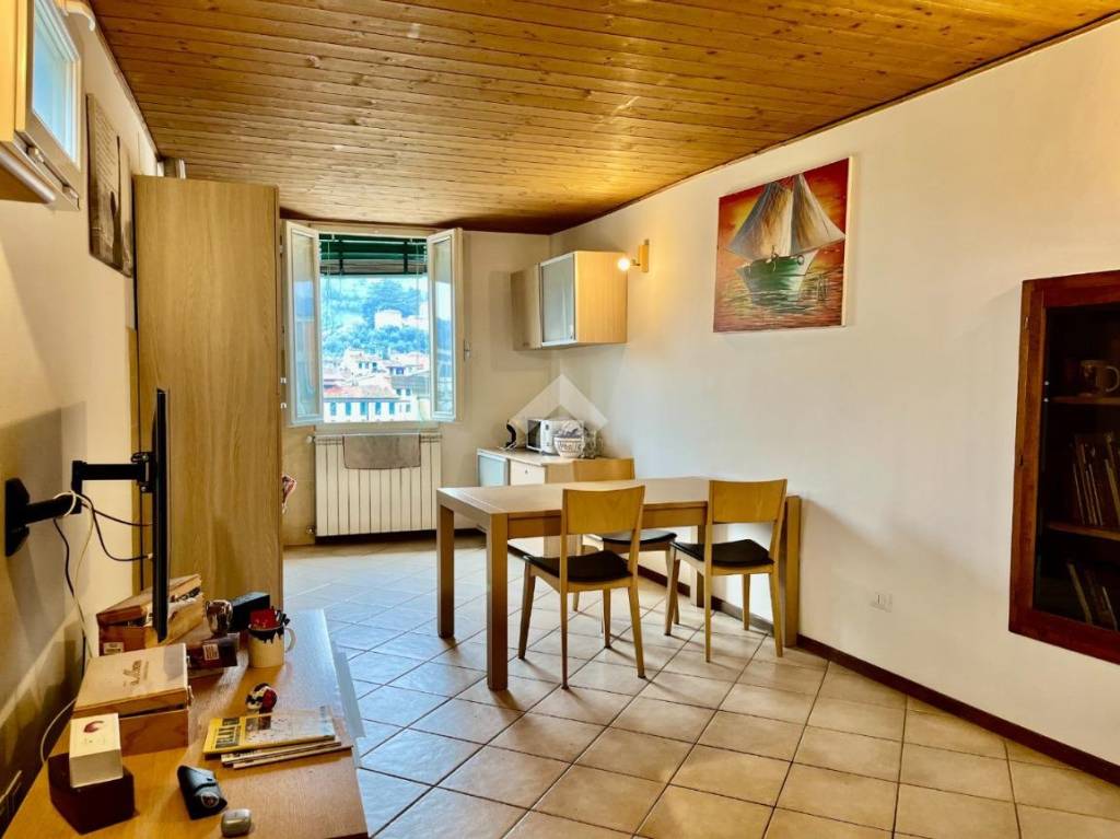appartamento in vendita a Pescia