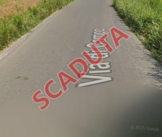 casa indipendente in vendita a Pescia