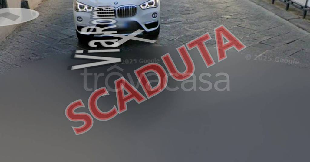 locale commerciale in vendita a Pescia