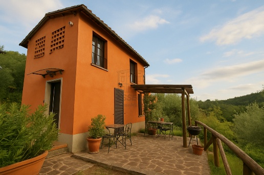 casa indipendente in vendita a Pescia in zona Collodi