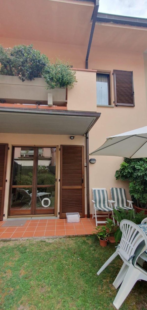 casa indipendente in vendita a Pescia in zona Collodi