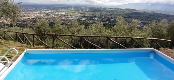 casa indipendente in vendita a Pescia