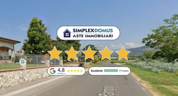 casa indipendente in vendita a Pescia
