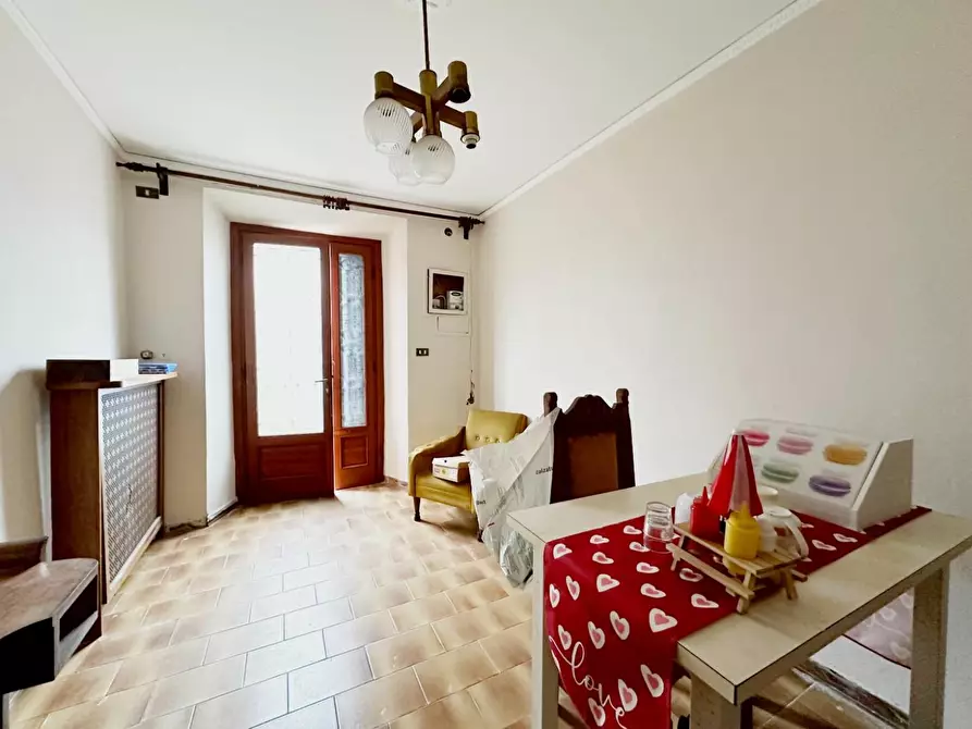 casa indipendente in vendita a Pescia