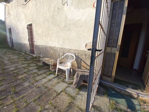 casale in vendita a Pescia