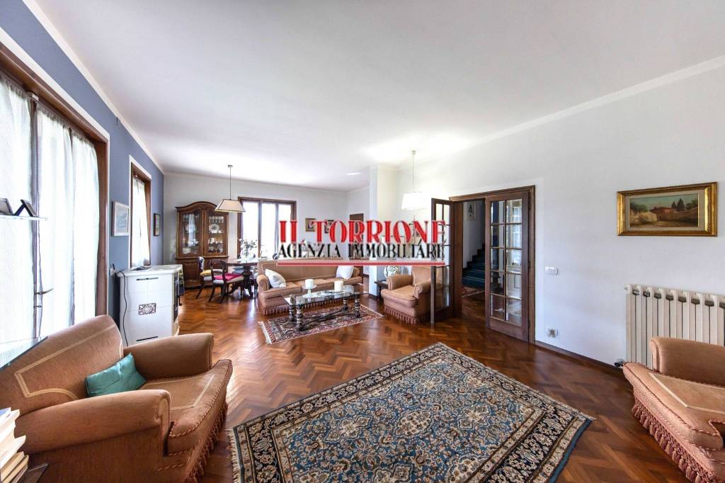 casa indipendente in vendita a Pescia in zona Veneri