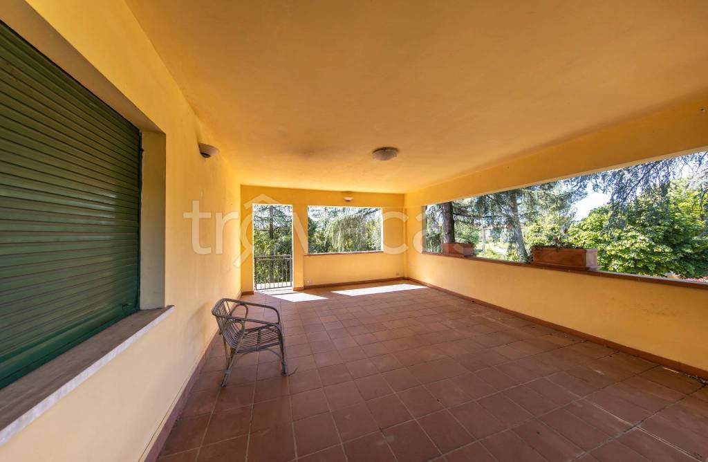 casa indipendente in vendita a Pescia