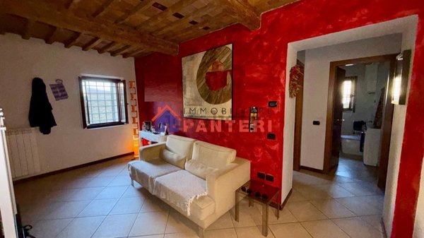 appartamento in vendita a Pescia in zona Veneri
