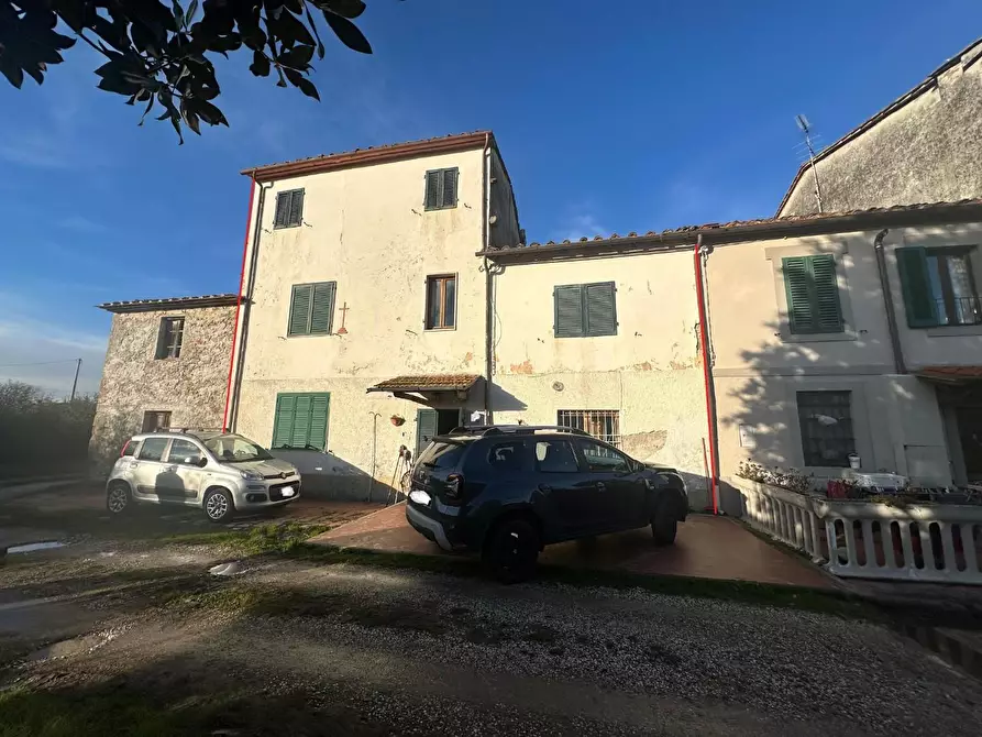 casa indipendente in vendita a Pescia in zona Castellare
