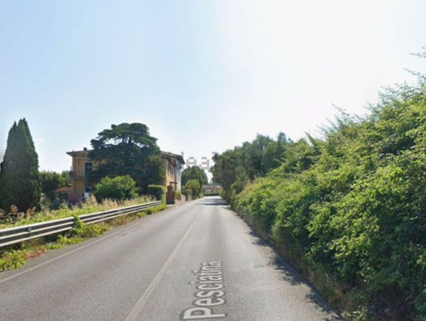 casa indipendente in vendita a Pescia
