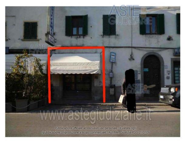 negozio in vendita a Pescia