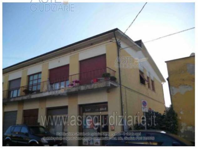 casa indipendente in vendita a Pescia