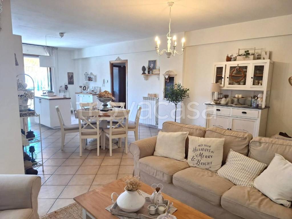 appartamento in vendita a Pescia