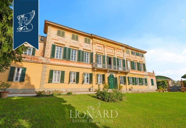 villa in vendita a Pescia in zona Veneri
