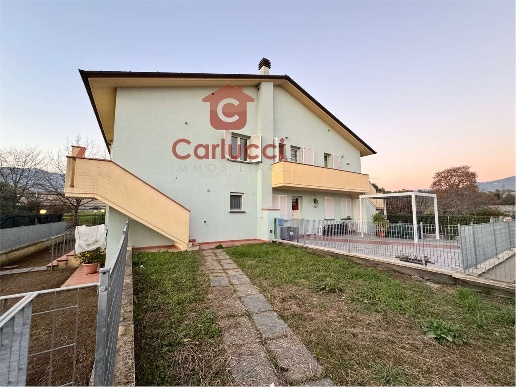 appartamento in vendita a Pescia