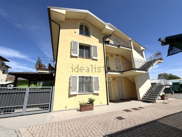 appartamento in vendita a Pescia in zona Zei
