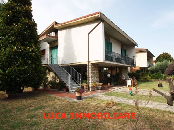 casa indipendente in vendita a Pescia in zona Pescia Morta