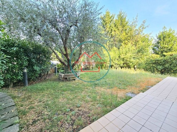 appartamento in vendita a Pescia in zona Castellare