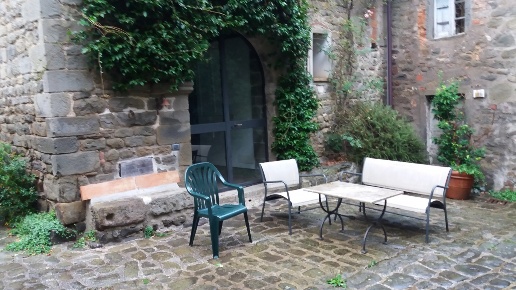 casa indipendente in vendita a Pescia