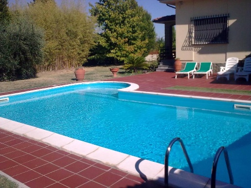 appartamento in vendita a Pescia in zona Fibbialla