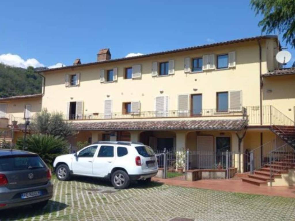 ufficio in vendita a Pescia