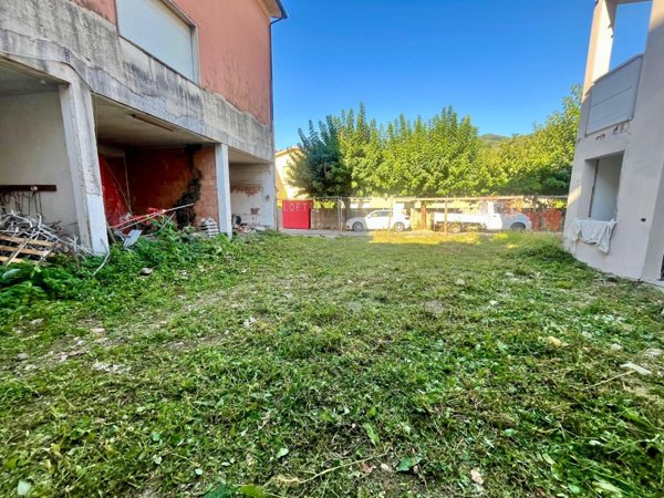 appartamento in vendita a Pescia