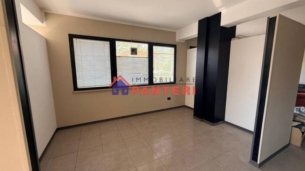 appartamento in vendita a Pescia in zona Castellare