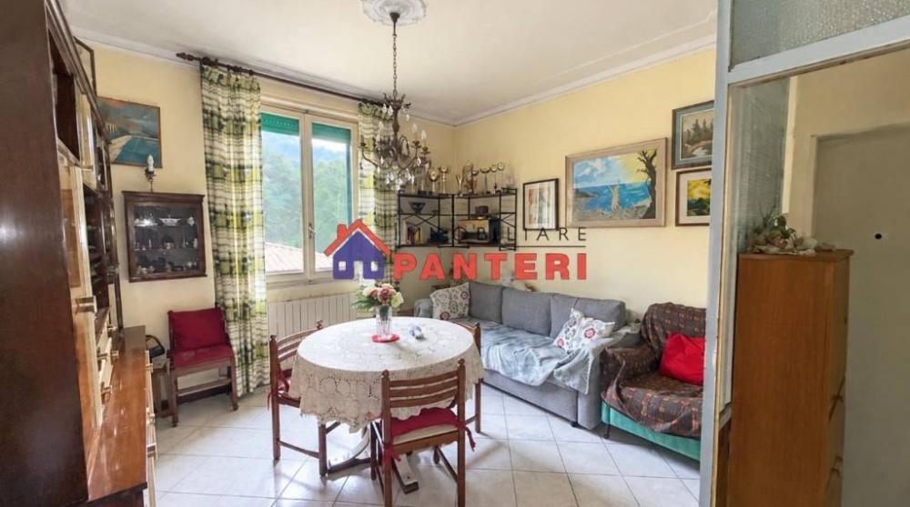 appartamento in vendita a Pescia in zona Castellare