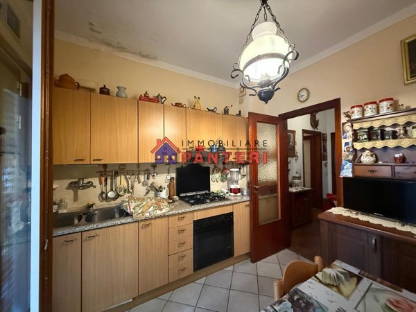 appartamento in vendita a Pescia in zona Castellare