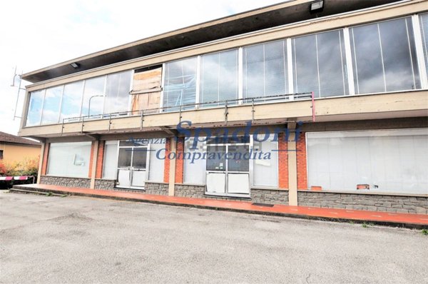 locale di sgombero in vendita a Pieve a Nievole