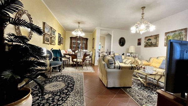 casa indipendente in vendita a Pieve a Nievole in zona Poggetto