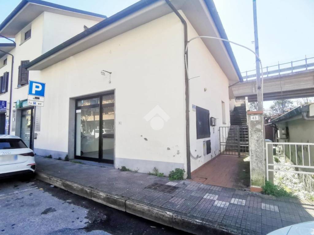 negozio in vendita a Pieve a Nievole