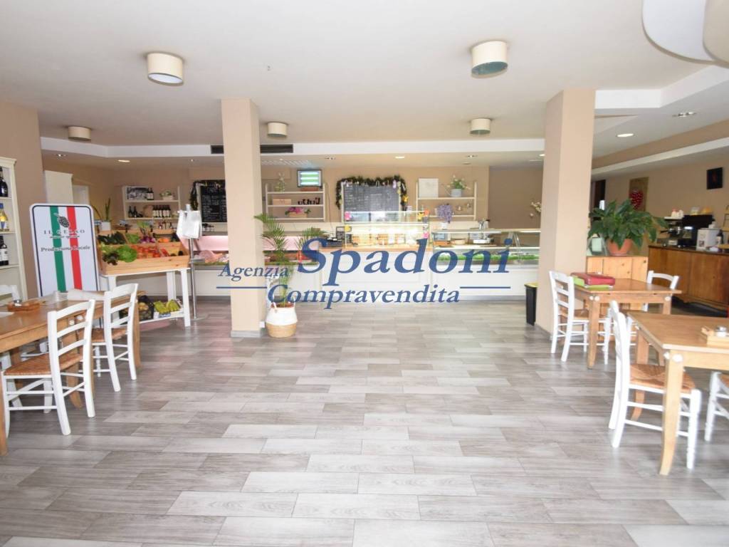 negozio in vendita a Pieve a Nievole