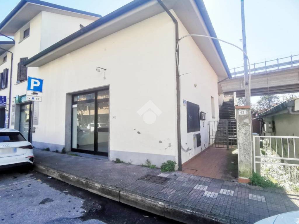 negozio in vendita a Pieve a Nievole