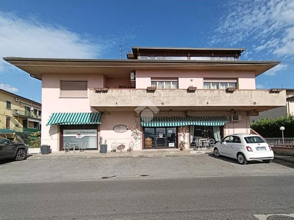 negozio in vendita a Pieve a Nievole