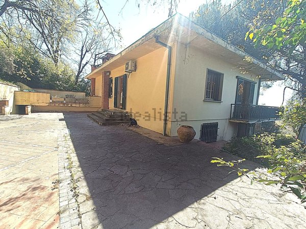 casa indipendente in vendita a Pieve a Nievole in zona Poggetto